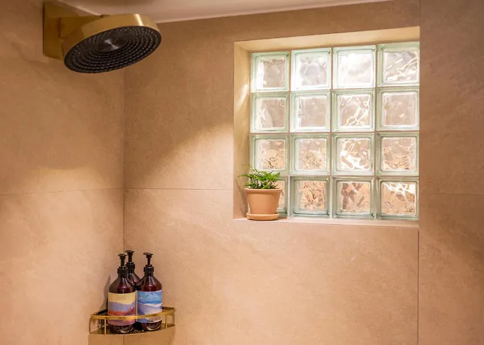 Haiyan Hill House - Private With Courtyard