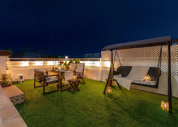 Дом отдыха Haiyan Hill House - Private With Courtyard Сеул